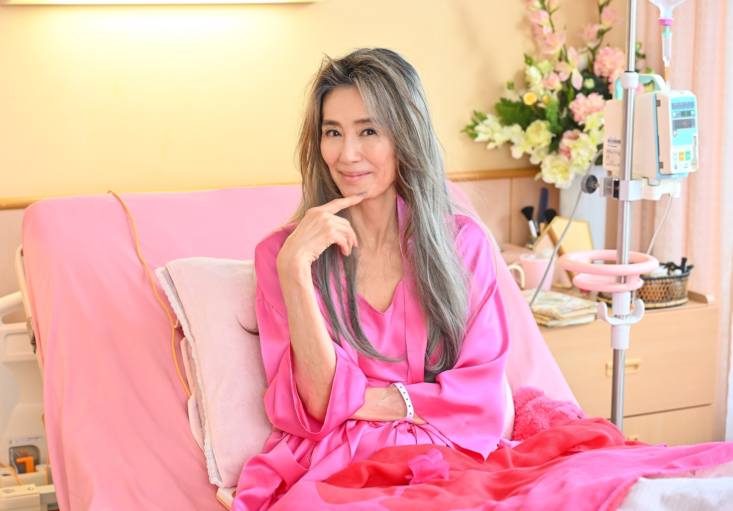 ドラマ「北くんがかわいすぎて手に余るので、3人でシェアすることにしました。」より、萬田久子演じる有島絹子