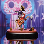 「Happyくじ / PIXAR 2025」C賞の「シーンフィギュア『リメンバー・ミー』」（イメージカット）