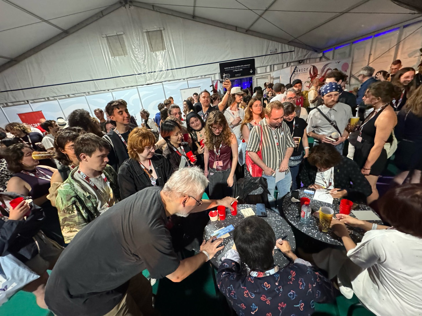 アヌシー国際アニメーション映画祭2025のクロージングパーティの様子