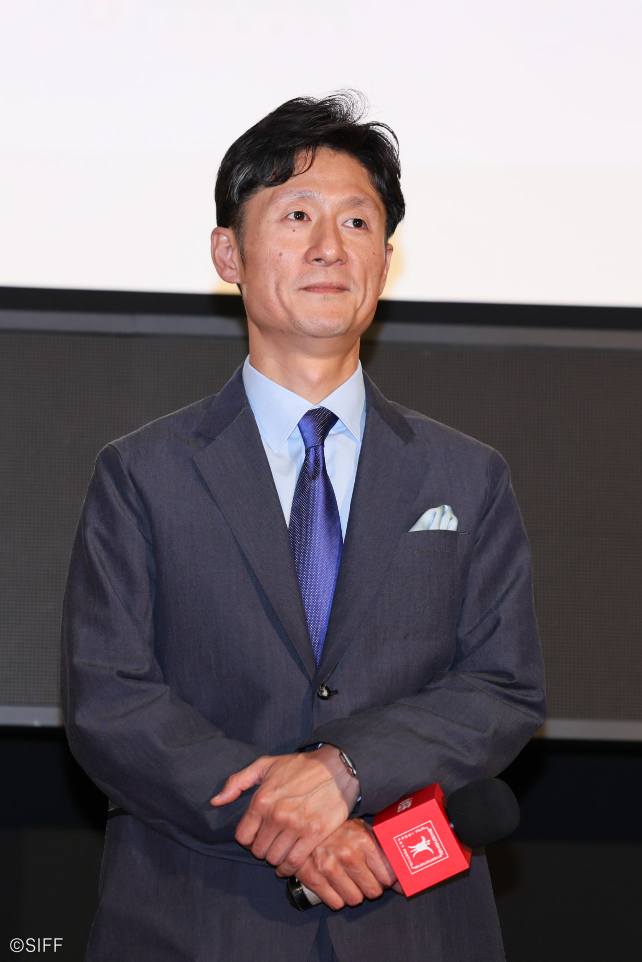 「国宝」上海国際映画祭での舞台挨拶に登壇した李相日
