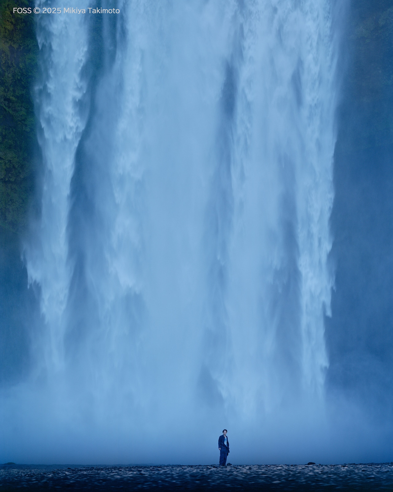 吉沢亮の写真集「FOSS」先行販売スタート、写真家・瀧本幹也がアイス