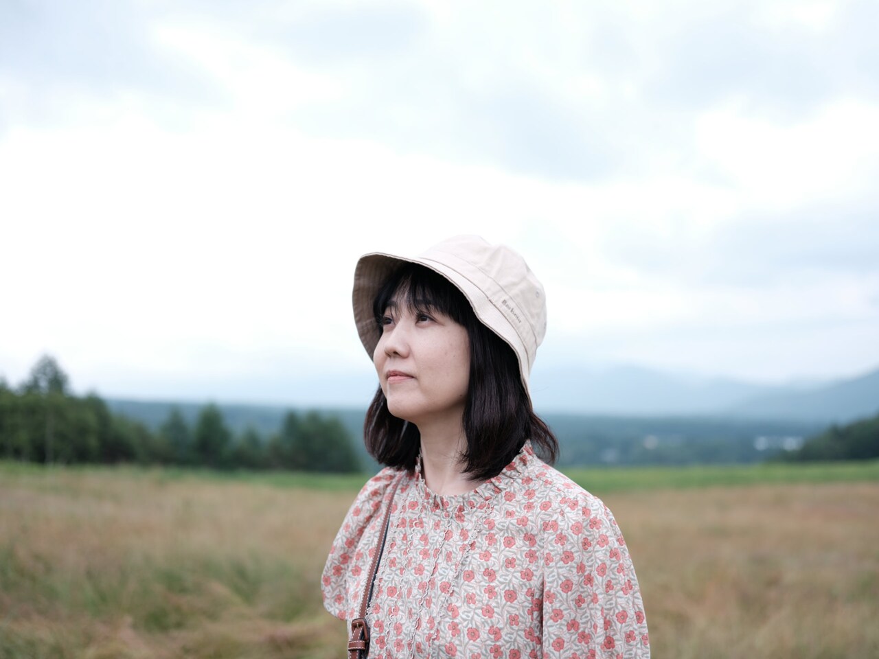 神田朱未主演「わたのはらぞこ」予告編、主人公が不思議な出来事に巻き込まれていく