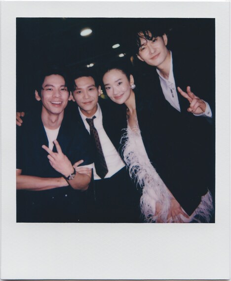 「Encounter」オフショット。左からリン・ボーホン、ロー・ジャンイップ、オークベープ・チュティモン、岡田将生