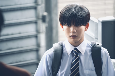 「恋に至る病」より、長尾謙杜演じる宮嶺望