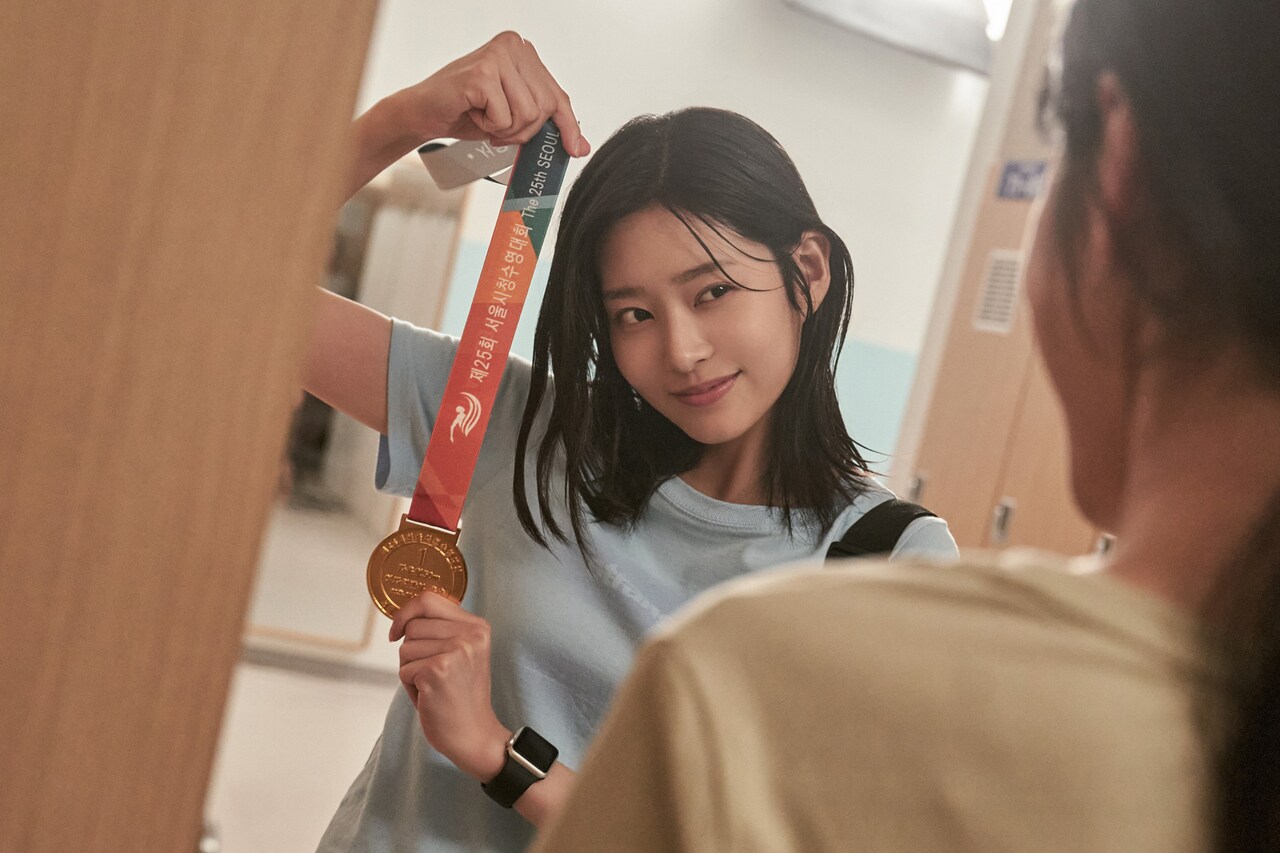 君の声を聴かせて」場面写真より、キム・ミンジュ演じるガウル - ホン