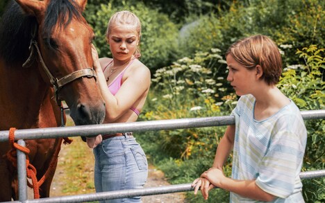 「MELT メルト」新場面写真