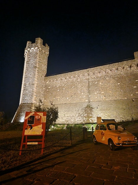 RED LINE FILM FESTIVALの開催地となったイタリア・トスカーナ州モンタルチーノの要塞