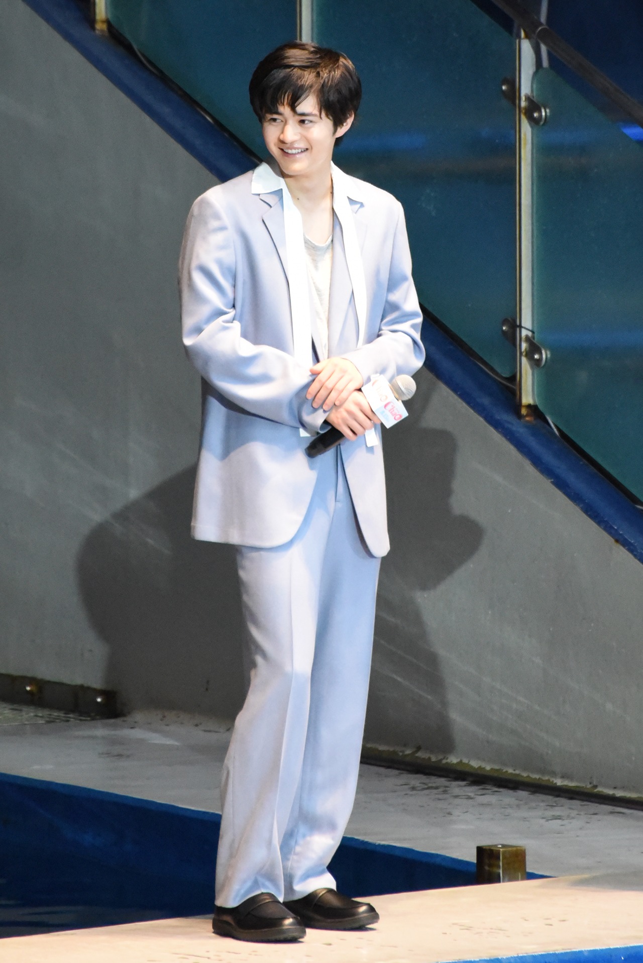 鈴鹿央士