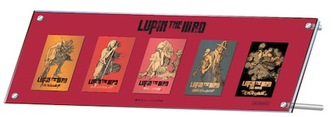 コンプリートセット特典の特製アクリルフレーム