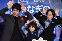 左から松山ケンイチ、佐藤大空、川原瑛都