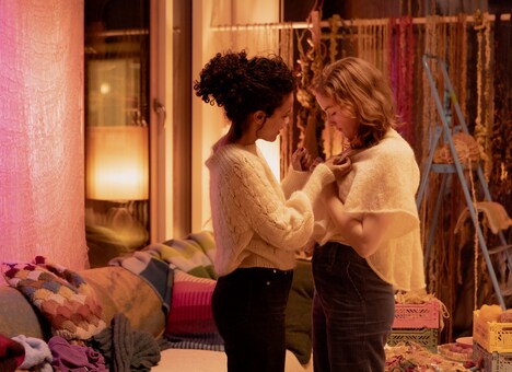 「DREAMS」場面写真