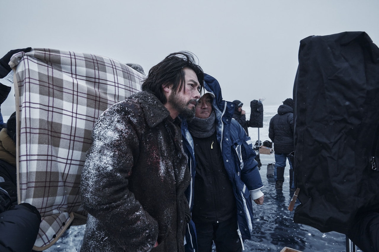 ヒョンビン「なぜ僕に？」役への覚悟語る「ハルビン」特別映像、青木崇高らのコメントも