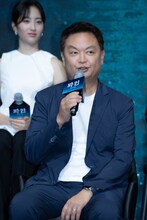 カン・ユンソン