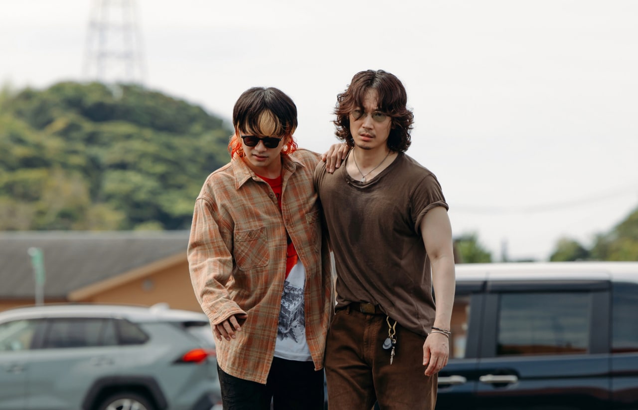 北村匠海・林裕太・綾野剛の思いが交錯「愚か者の身分」予告、tuki.が