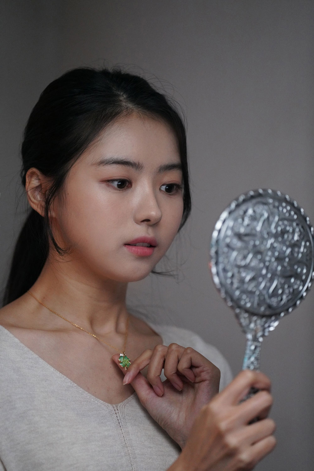 「4：44 ： Time of Fear」場面写真