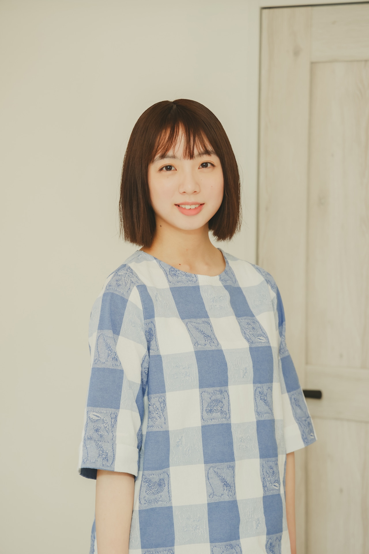 花田優里音演じる純
