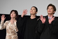 左から宮澤エマ、小池栄子、田中圭