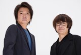 左から藤原竜也、深作健太