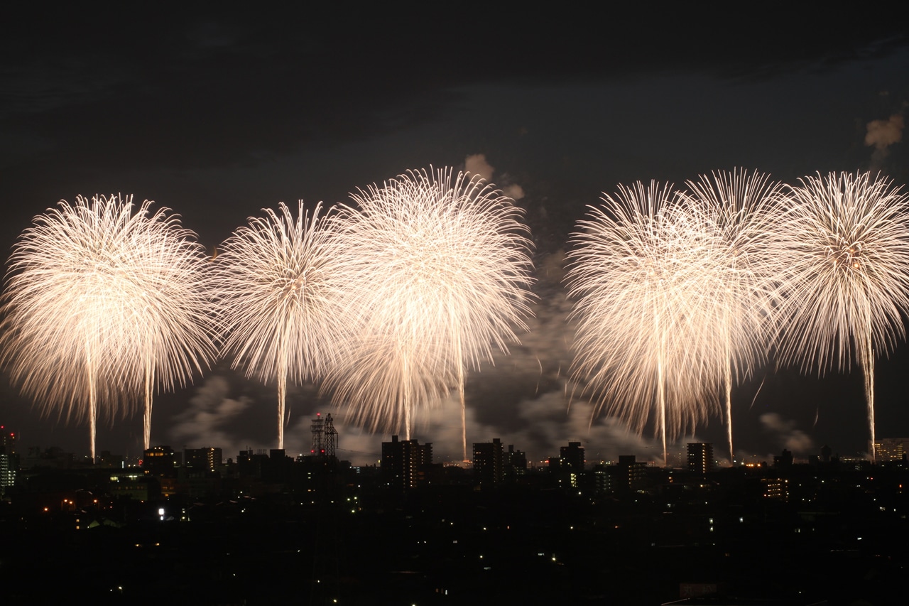 「この空の花 長岡花火物語」場面写真