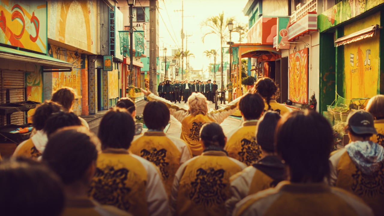 映画「WIND BREAKER／ウィンドブレイカー」場面写真 - 水上恒司が拳を