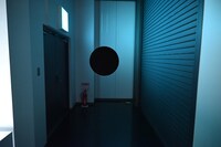 「恐怖心展」の様子