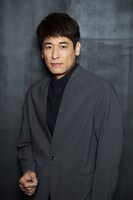 瀬古明役の佐藤隆太