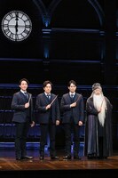 左から大貫勇輔、稲垣吾郎、平岡祐太、市村正親