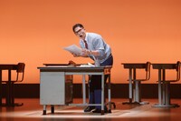 「おいしい給食」ファンミーティング「全校集会」より、ライブアクト「おいしい給食 ロスト・オブ・アゲパン」の様子