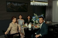 「ノーマル・ウーマン」場面写真