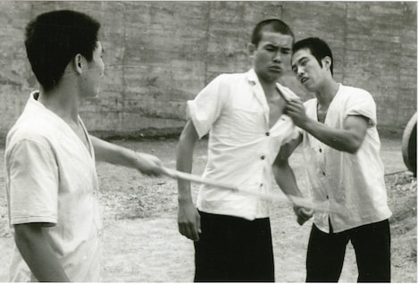 「不良少年」場面写真（資料提供：記録映画保存センター）