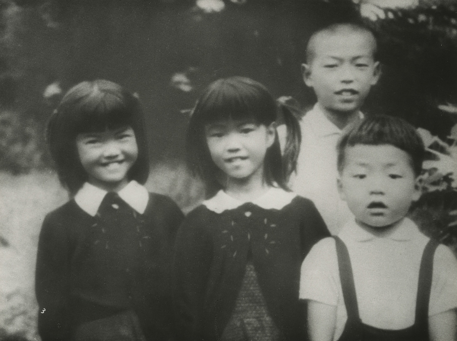 「双生児学級-ある姉妹を中心に-」場面写真（資料提供：国立映画アーカイブ）