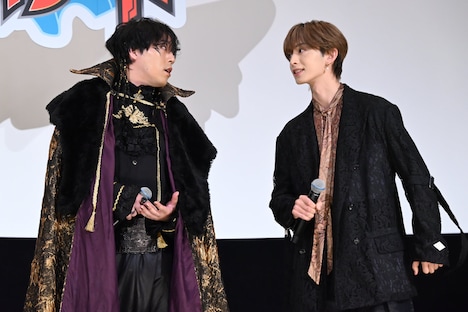 左から世界、木村慧人