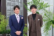 左から林修、佐藤健