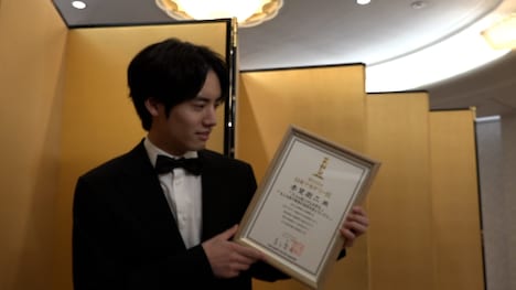 「近畿地方のある場所について×news zero その素顔が知りたい。俳優 赤楚衛二」より、赤楚衛二