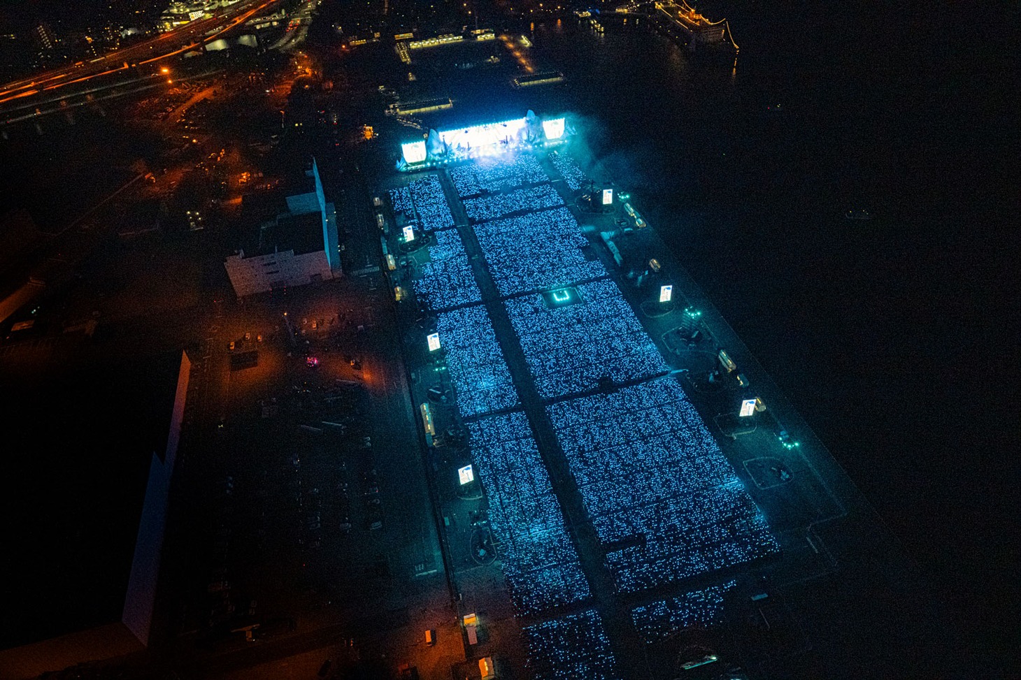 「MGA MAGICAL 10 YEARS ANNIVERSARY LIVE ～FJORD」の様子（撮影：田中聖太郎写真事務所）