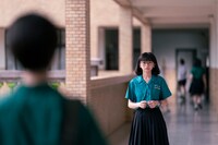「ひとつの机、ふたつの制服」場面写真