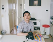 2025年度後期の連続テレビ小説「ばけばけ」ポスタービジュアルの撮影を担った川島小鳥