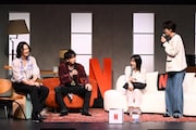 「グラスハート」世界最速試写会イベントにて、抽選でプレゼント企画が行われた様子