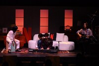 「永遠前夜」ライブの様子