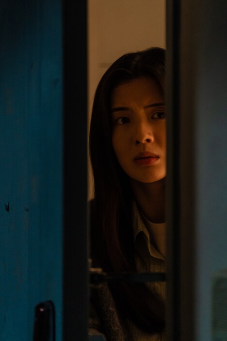 「層間騒音」場面写真