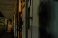 「層間騒音」場面写真