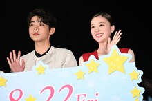 左から倉悠貴、田鍋梨々花。憧れの人はそれぞれスティーヴン・スピルバーグと研ナオコ