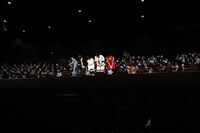 映画「隣のステラ」完成披露舞台挨拶の様子。左から西垣匠、横田真悠、八木勇征（FANTASTICS）、福本莉子、倉悠貴、田鍋梨々花、松本花奈