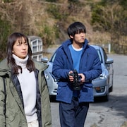 暗闇から白い手足がにゅっ…菅野美穂×赤楚衛二「近畿地方のある場所について」新映像
