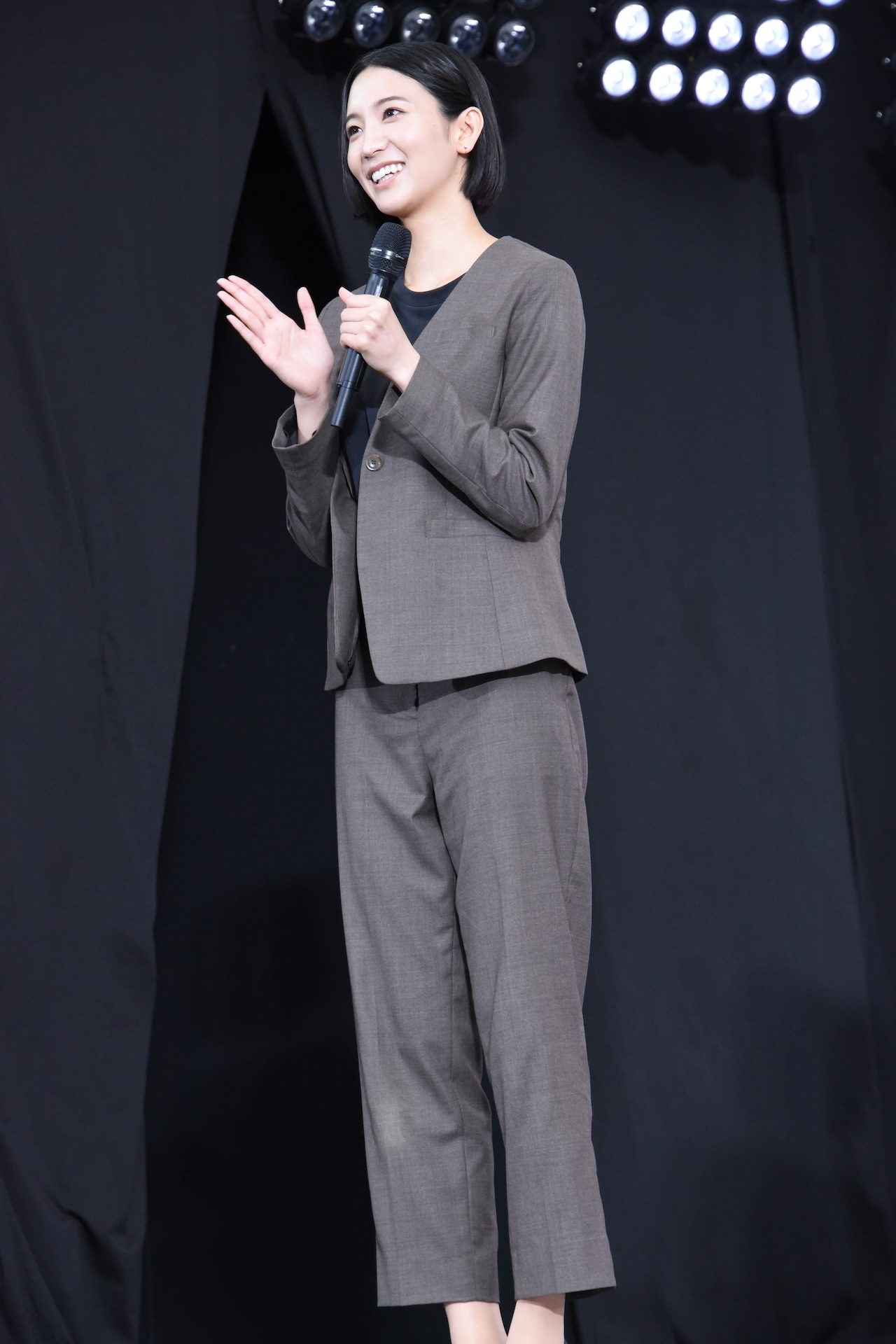 小貫莉奈