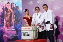 「バレリーナ：The World of John Wick」ジャパンプレミアにて、左から角田夏実、アナ・デ・アルマス、レン・ワイズマン