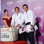 「バレリーナ」アナ・デ・アルマスとレン・ワイズマンが日本を満喫、柔道着も着こなす