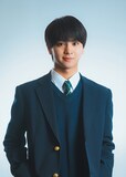 日置朝陽役の藤本洸大