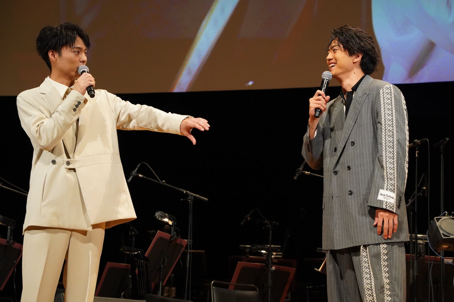 左から小野塚勇人、伊藤健太郎