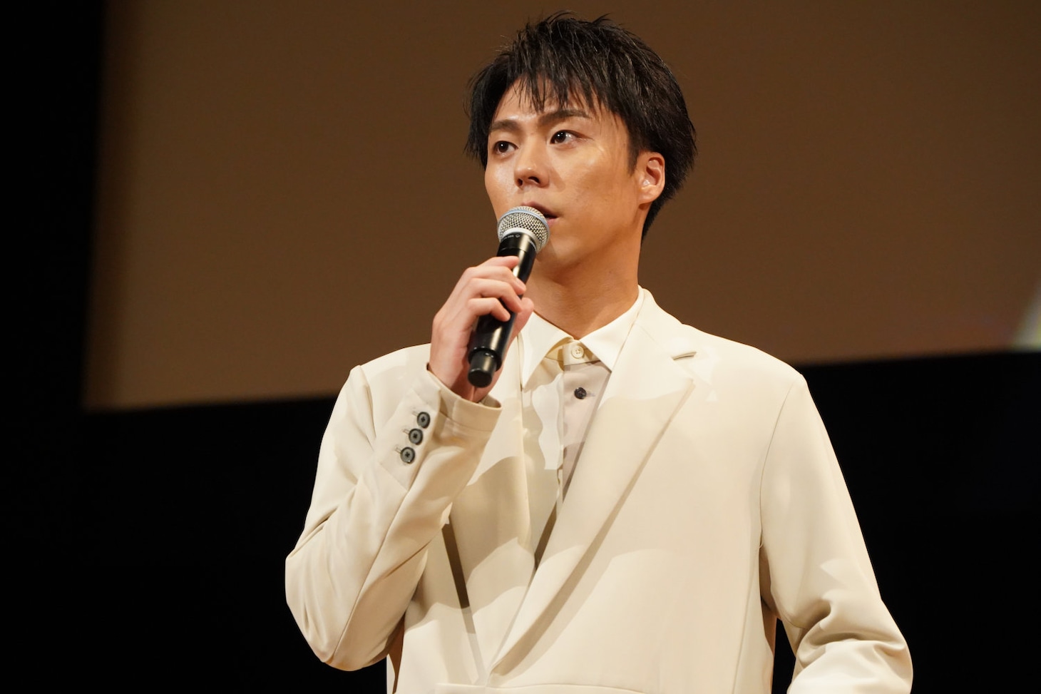 小野塚勇人